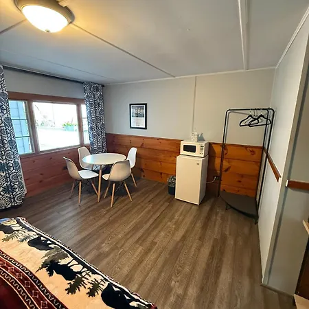 Yardarm Motel Searsport Exterior photo
